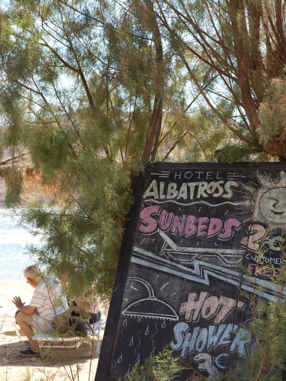 ホテル Albatross リバディオン エクステリア 写真